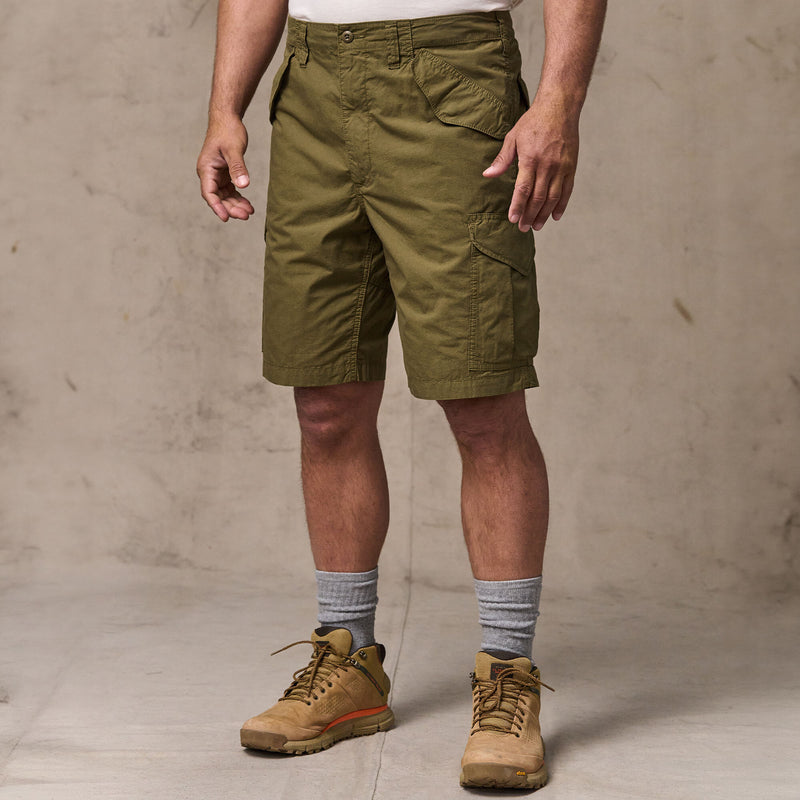 Tropical poplin cargo shorts di Filson | Military olive (Green)