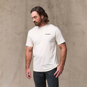Scenic graphic t-shirt di Filson | Basswood (White)