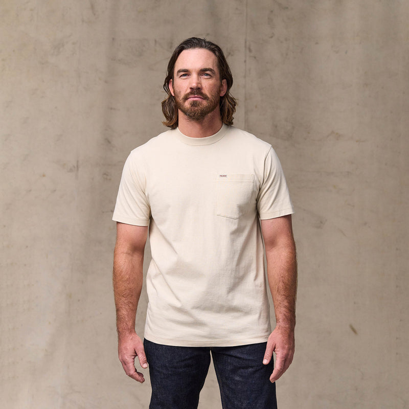 Outfitter pocket t-shirt par Filson | Natural (White)
