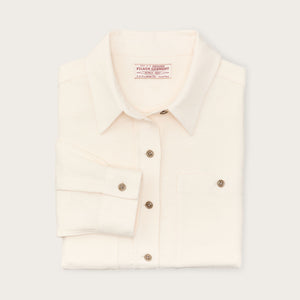 The women’s rangeland flannel shirt by Filson | Natural heather (Beige)