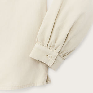 Women's long sleeve twill camp shirt par Filson | Cream (White)