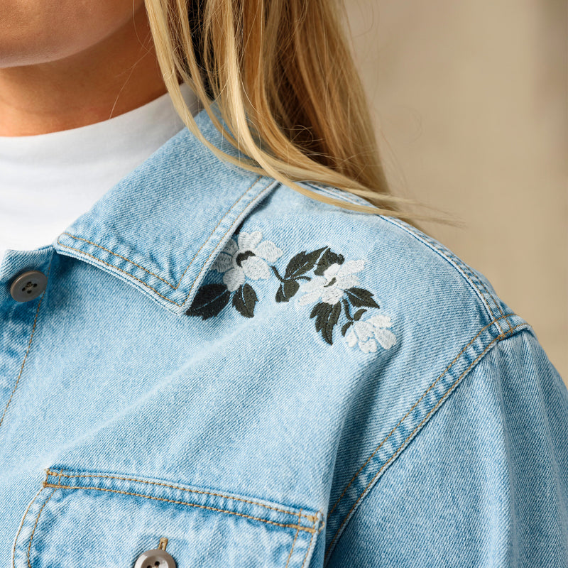 Women's embroidered denim shirt par Filson | Pale indigo (Blue)