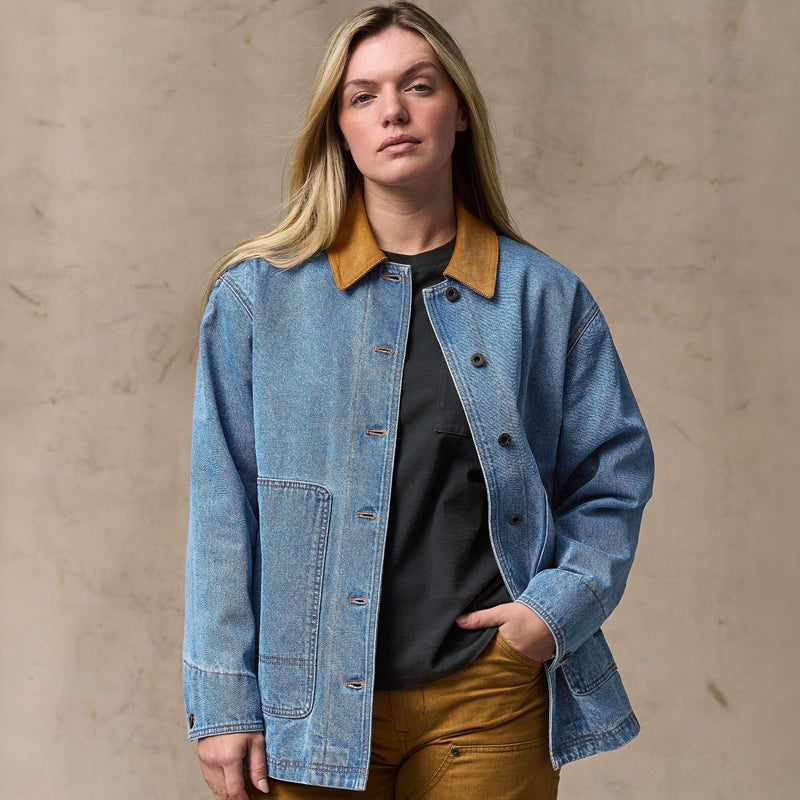 Women's 11-oz. denim barn coat von Filson | Light indigo (Blue)