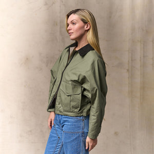 Women's dry wax short work jacket di Filson | Slate olive (Green)