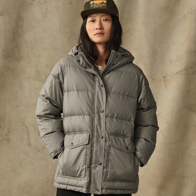 Women's heritage cotton down parka par Filson | Smokey olive (Green)