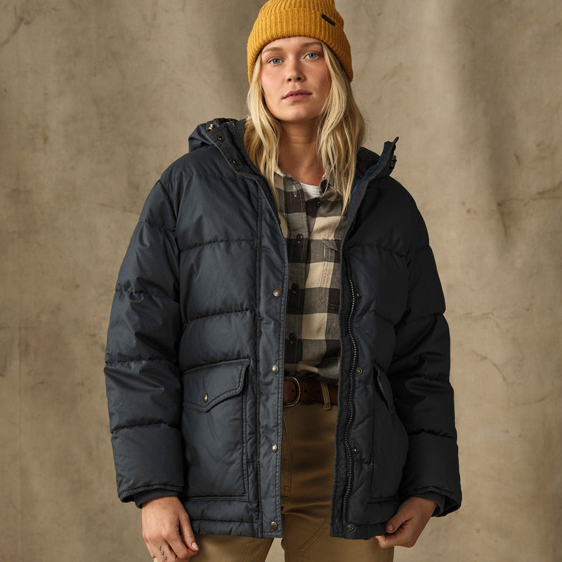 Women's heritage cotton down parka par Filson | Bluefin (Blue)