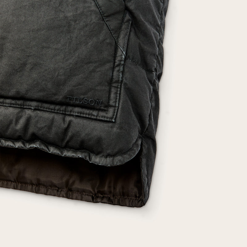 Women's heritage cotton down vest par Filson | Black (Black)