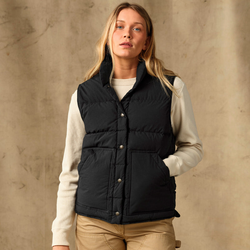 Women's heritage cotton down vest par Filson | Black (Black)