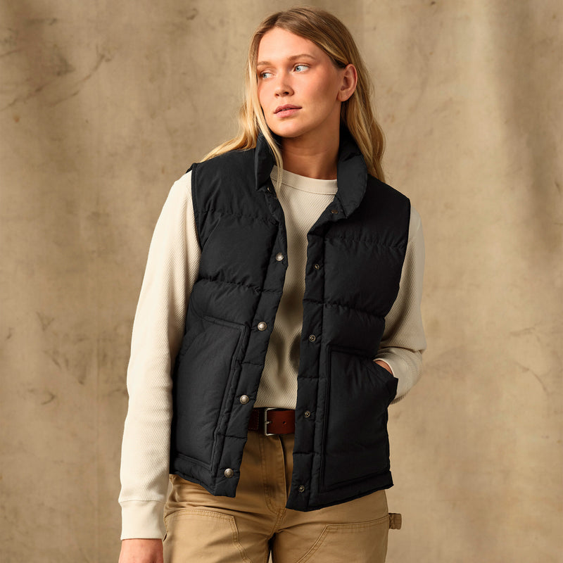 Women's heritage cotton down vest par Filson | Black (Black)