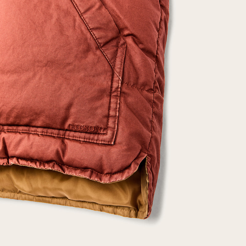 Women's heritage cotton down vest par Filson | Smoked paprika (Red)