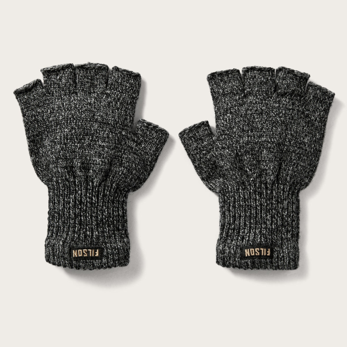 Filson gloves top