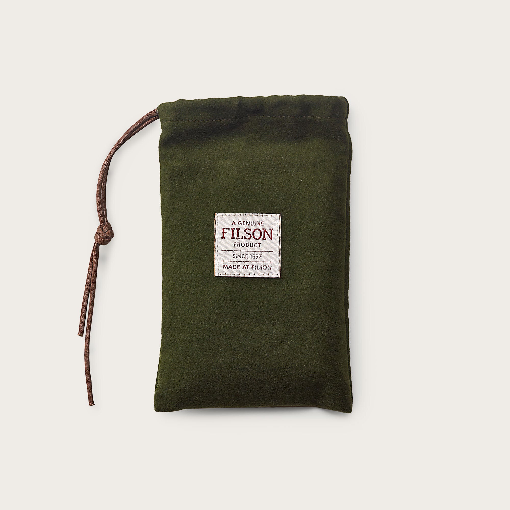 Bridle leather bi-fold wallet by Filson | Tan leather (Beige)