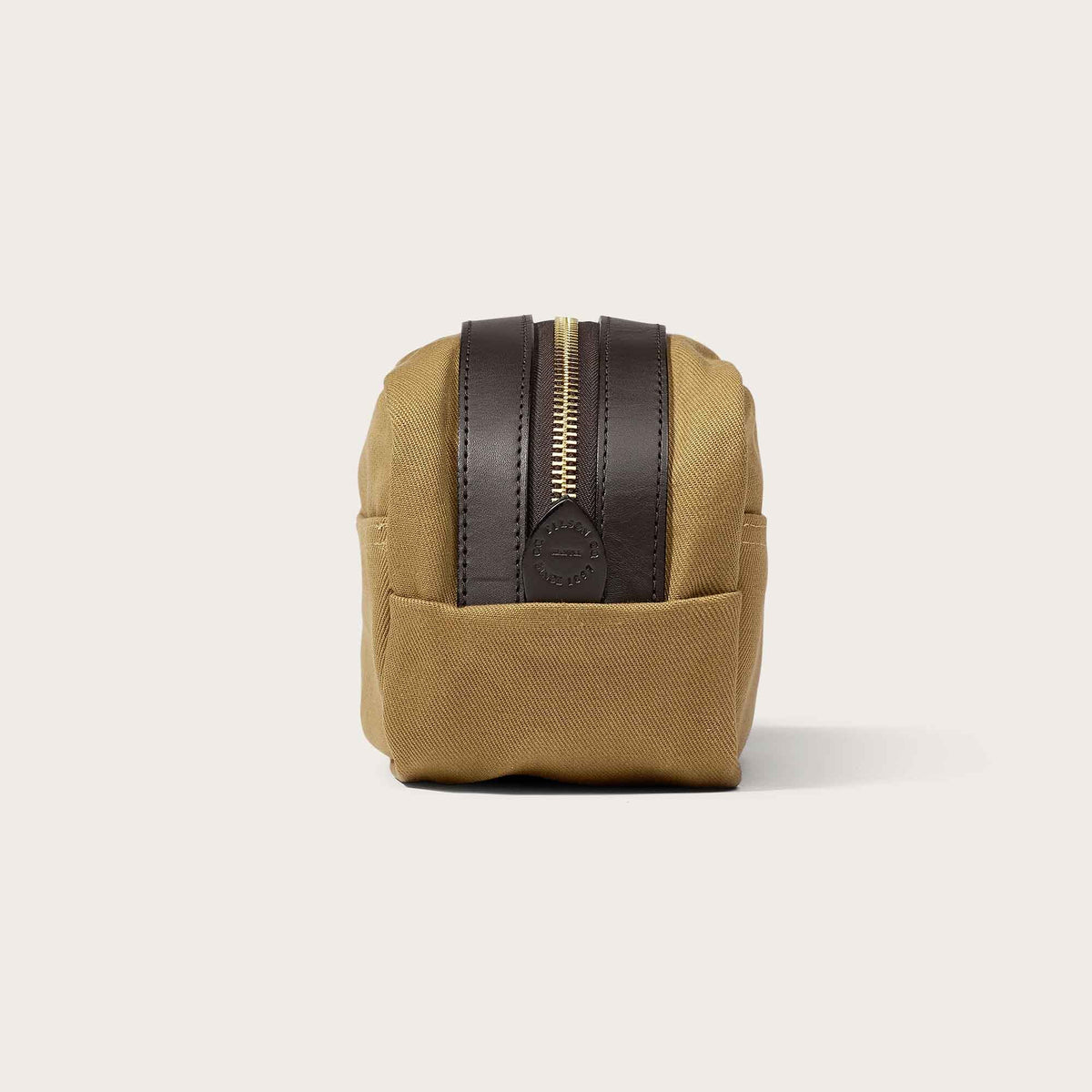 Rugged twill travel kit by Filson | Tan (Beige)