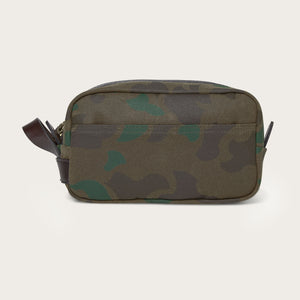Waxed rugged twill travel kit di Filson | Dark wax shrub camo (Gray)