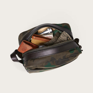 Waxed rugged twill travel kit di Filson | Dark wax shrub camo (Gray)