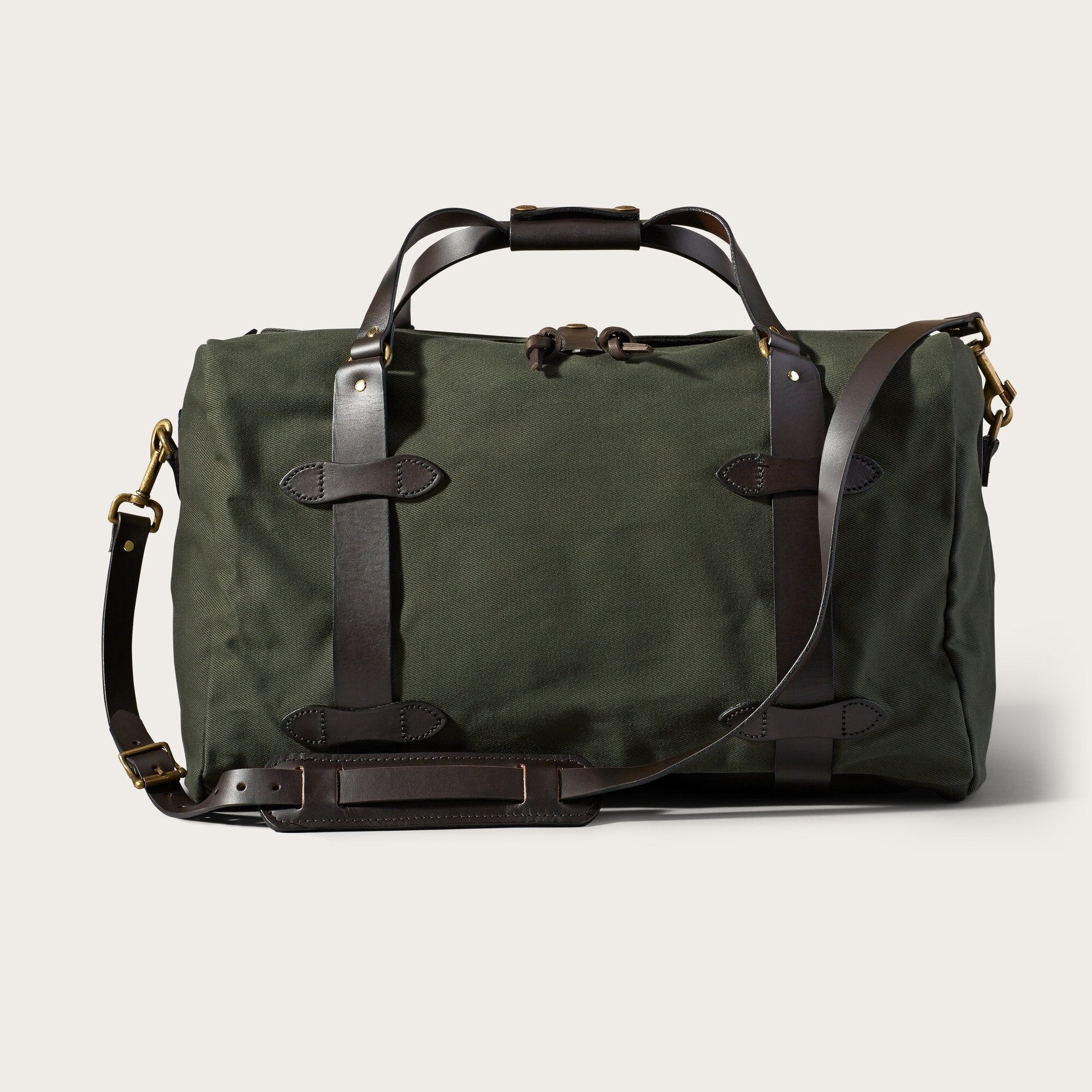 Filson Rucksack Medium Rugged twill medium duffle by Filson | Otter green (Green)