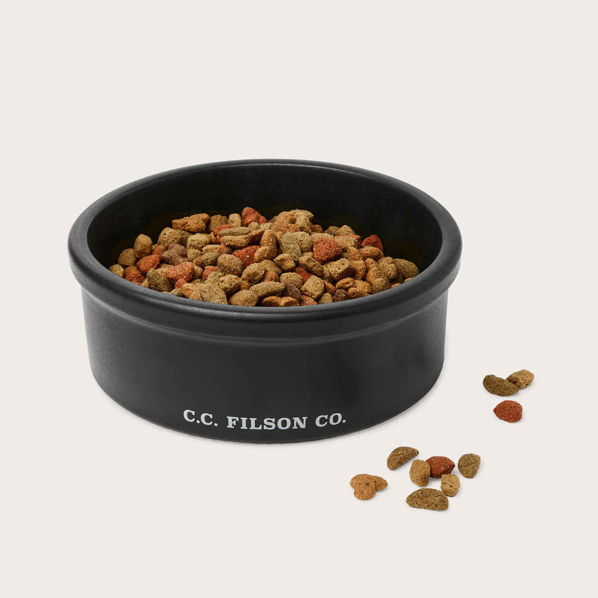 Filson dog bowl shop stand